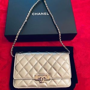 CHANEL CLASSIC DOUBLE CC WOC METALLIC CALFSKIN